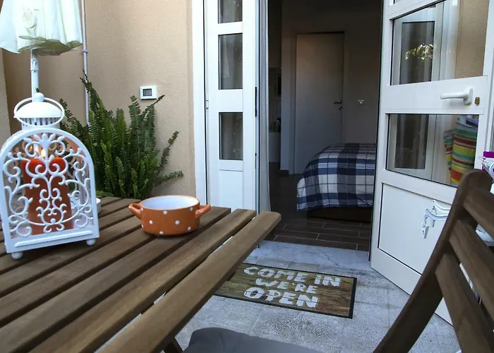 Il Giardino Di Laura Private Rooms Mondello